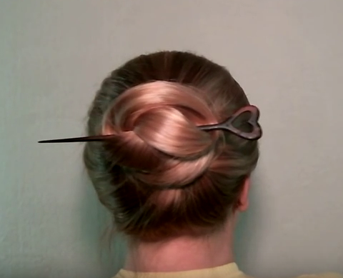 hairstyle-with-hair-stick-by-yourself-tutorial