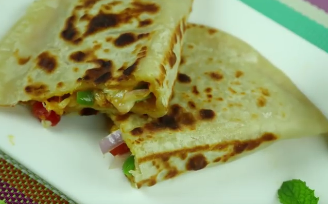 pizza-paratha-recipe-by-food-fusion