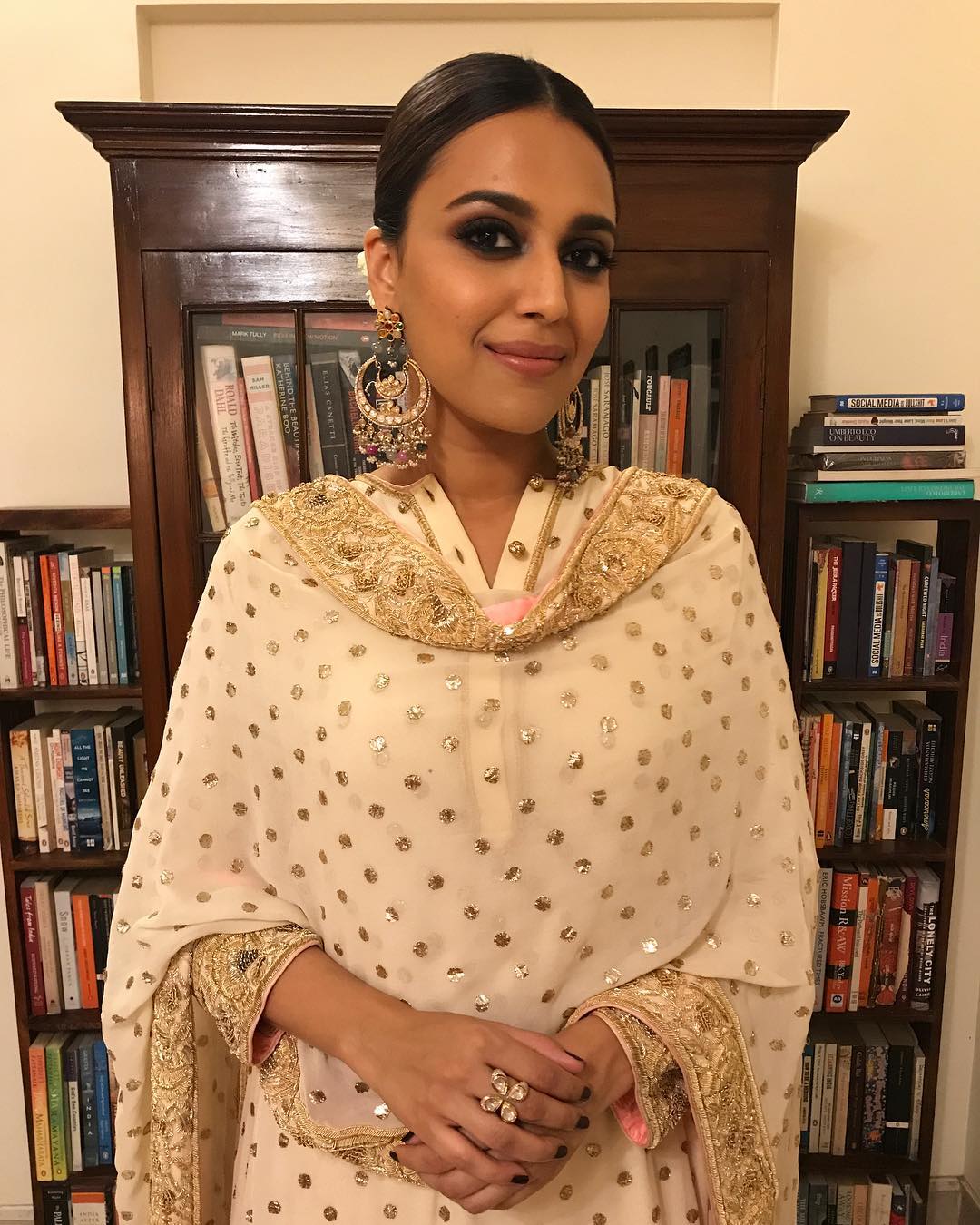 Свара. Свара Бхаскар. Swara Bhaskar. Swara. Swara Bhaskar hot.